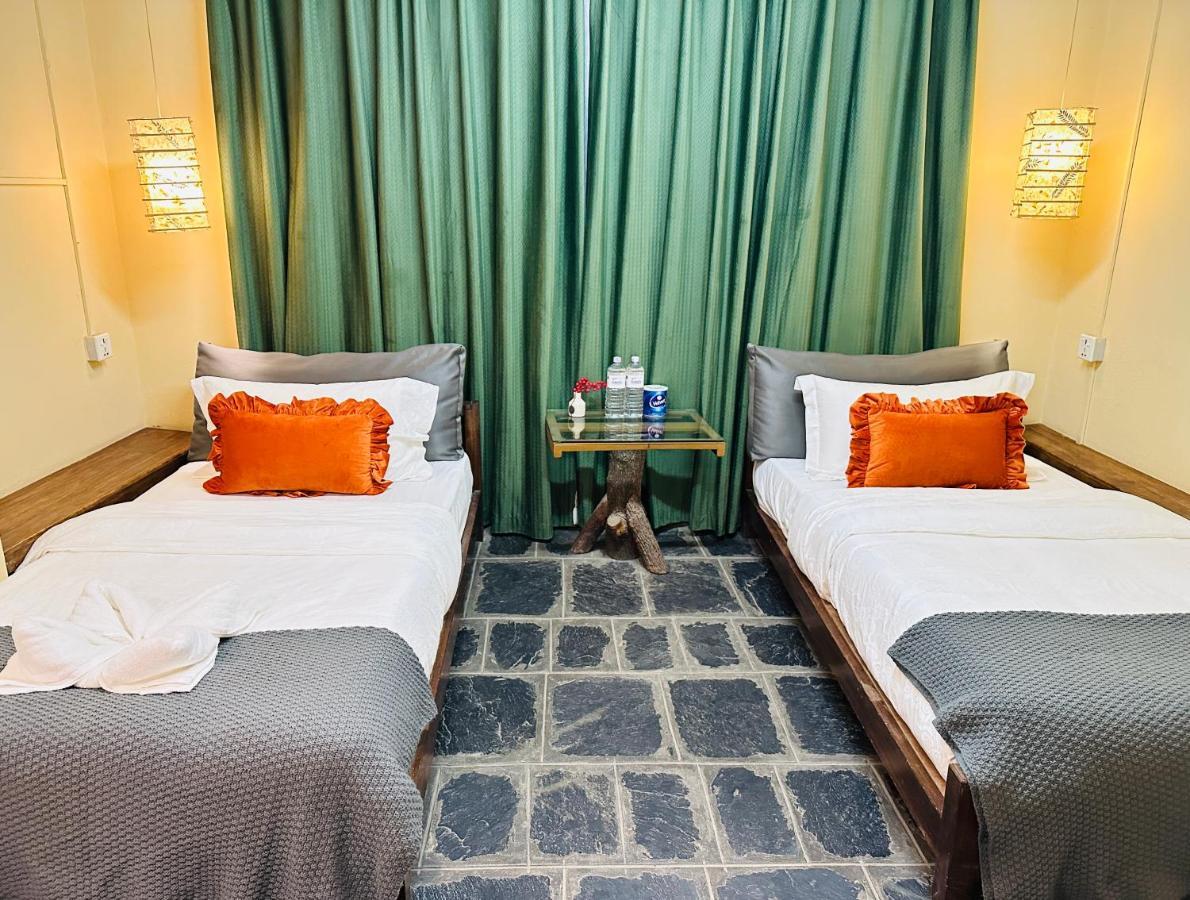 Hotel Darwin Катманду Экстерьер фото