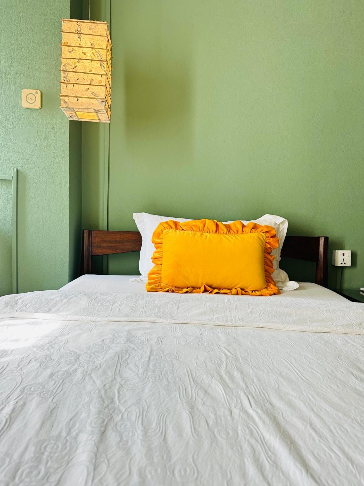 Hotel Darwin Катманду Экстерьер фото
